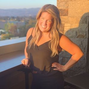 Meet your Posher, Cara